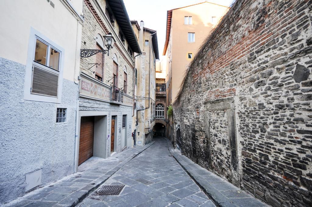 Old Tower Ponte Vecchio Suite Firenze Esterno foto